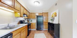 The Columns at Lake Ridge Gallery 7