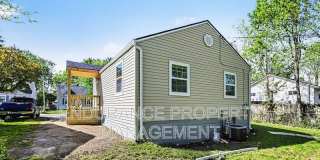 4629 Queens Avenue Gallery 21