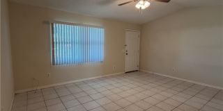 117 ADMIRAL CIRCLE B Gallery 3