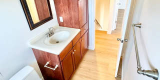 Castro Valley 2BD/1.5BA, 2 Story Duplex with Shared Garage Gallery 20