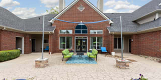 Oxmoor Apartment Homes Gallery 16