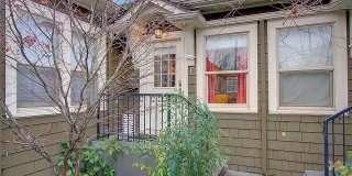Furnished Cozy Bungalow Style Condo in Capitol Hill Gallery 1