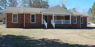 104 Dorchester Lane Gallery 1