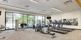 City's End - Fountain Square Apartments Gallery 12