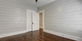 6/3 *West Campus* Walk to UT 6/3 *West Campus* Walk to UT Gallery 18