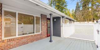 South Rose Hill 4 Bedroom with Entertainment Deck Gallery 6