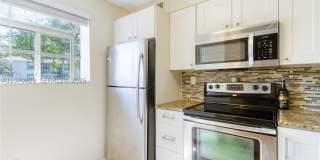 3095 N Oakland Forest Dr Gallery 11