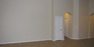 609 E Pearce Road Gallery 22