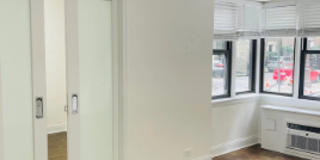 30 Beekman Place Gallery 4