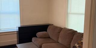4 Bedroom, 2 Bathroom House Gallery 1