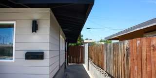 1125 Tamerack Avenue Gallery 1