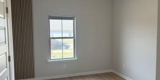 180 Fenwick Place Gallery 25