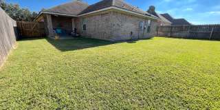 AUGUST 2026 PRE-LEASE Beautiful 4 Bedroom 3 Bathroom Home in Dove Crossing Gallery 12