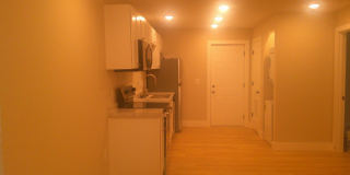 Fully Remodeled 2 Bed 1 Bath House Gallery 5