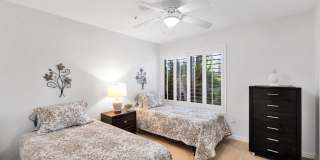 9990 N SCOTTSDALE Road Gallery 22