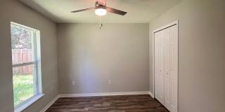 Spacious 4 Bedroom Home in Pine Grove! Gallery 11