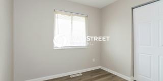 504 Harland Drive Gallery 13