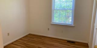 End Townhome In Oak Manor Community Gallery 23