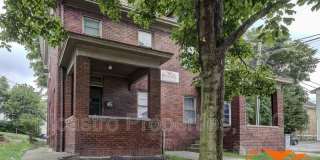 1638 Indianola Avenue Gallery 41