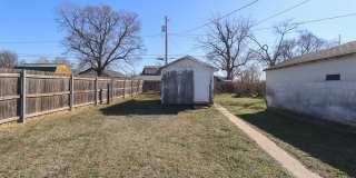 Beautiful 2 Bed 1 Bath in Quiet Area Gallery 17