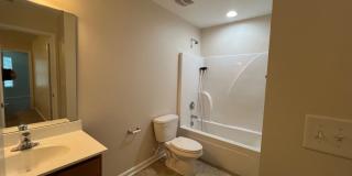 Bright-Sunny 4 Bedroom, 2.5 Bathroom Home - Mooresville Graded Schools - Fresh Paint - Fenced Yard - Community Pool Gallery 21