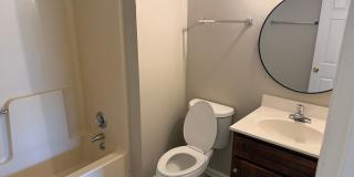 Spacious Two Bedroom Townhome In Kannapolis Gallery 8