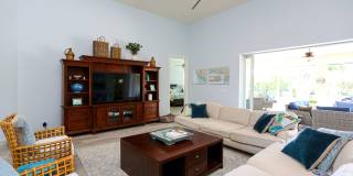 ***STUNNING POOL HOME***4BEDS / 4BATHS***GOLDEN SHORES***FURNISHED SEASONAL RENTAL*** Gallery 19