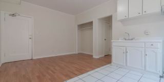 1812 W 5th Street Gallery 4