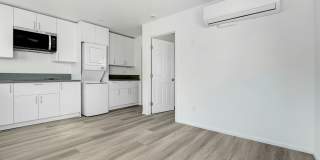 Newly renovated 1 bedroom / 1 bath apartment available now! Gallery 3