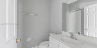 3375 NE 15th Dr Gallery 36
