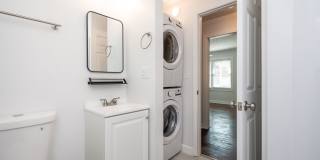2 Bed, 1 Bath Home in Downtown Greenville Available Gallery 8
