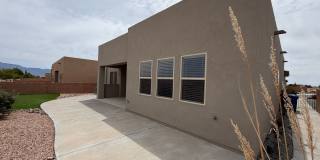 Luxury Single Story 3 Bedroom Plus Office / Sitting Room Recent Construction Available in Exclusive La Cuentista! Gallery 38