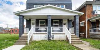 536 Oakwood Avenue Gallery 36