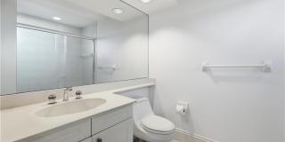 8990 Bay Colony Dr Gallery 22
