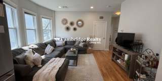 440 Windsor St. Gallery 5