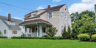 204 Monroe Avenue Gallery 1