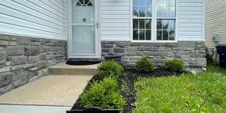 Lovely Single Family House with New Flooring & Paint! 2-Car Garage Gallery 27