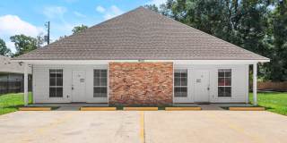 18623 Greenwell Springs Road - A Gallery 1