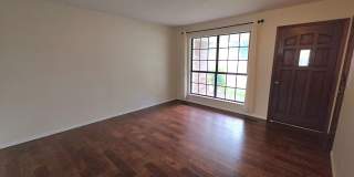 3 Bedrooms! 2 Living areas! close to Mall! $1695 Gallery 4