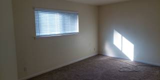 2 Bedroom duplex with one car garage 2 Bedroom duplex with one car garage Gallery 5