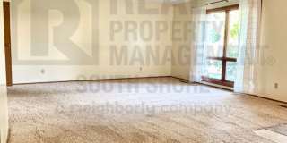 Sprawling 3Bed/2Bath Ranch in the Heart of Valpo Gallery 3