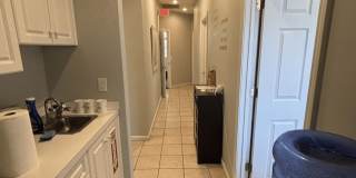 2102 Cromley Circle Gallery 16