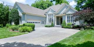 Beautiful Home in Willow Springs Just Minutes to Downtown Franklin Gallery 1