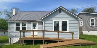 4 Bedroom Home! Gallery 1