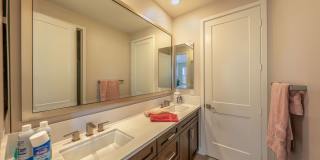 Altair Mansion, 24 Hour Guarded, 5Bed|6bath, Nearly 5000sqf Gallery 15