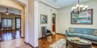 Westside area (Completely Furnished) Beautiful 4 bed/3 baths Westside area (Completely Furnished) Beautiful 4 bed/3 baths Gallery 19