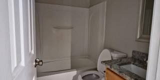 546 WELLINGTON Court Gallery 10