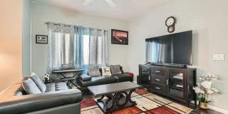 2 Bedroom Townhome With 1 Car Garage Convenient To Nellis AFB and VA Hospital Gallery 1