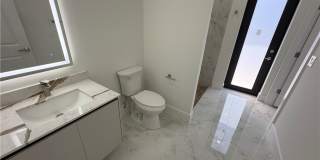 1409 NW 21st Court Gallery 13