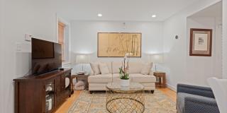 424 E CAPITOL Street NE Gallery 8